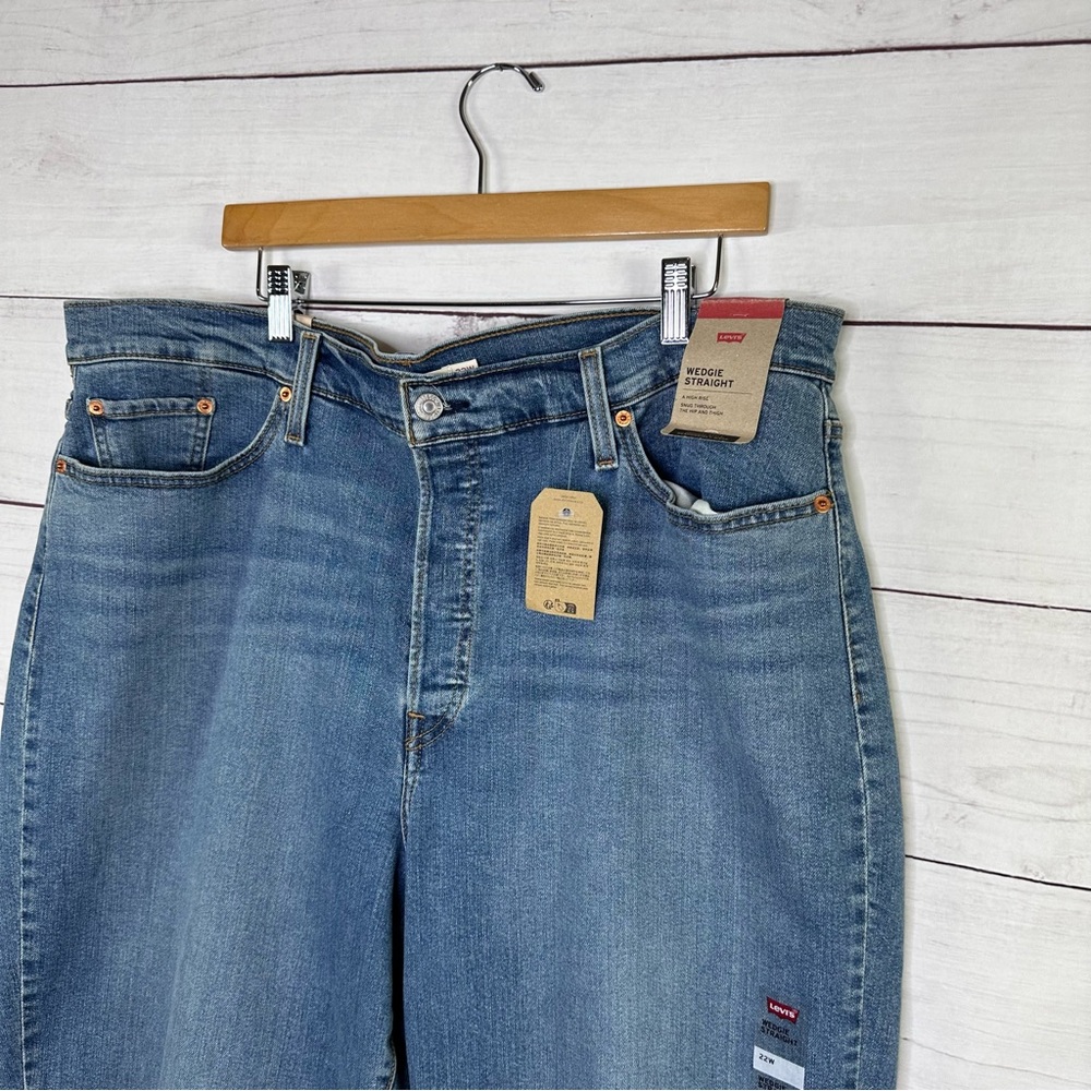 NWT Levi's Women's Wedgie Straight High Rise Ankle Jeans Size 22W - Picture 6 of 11